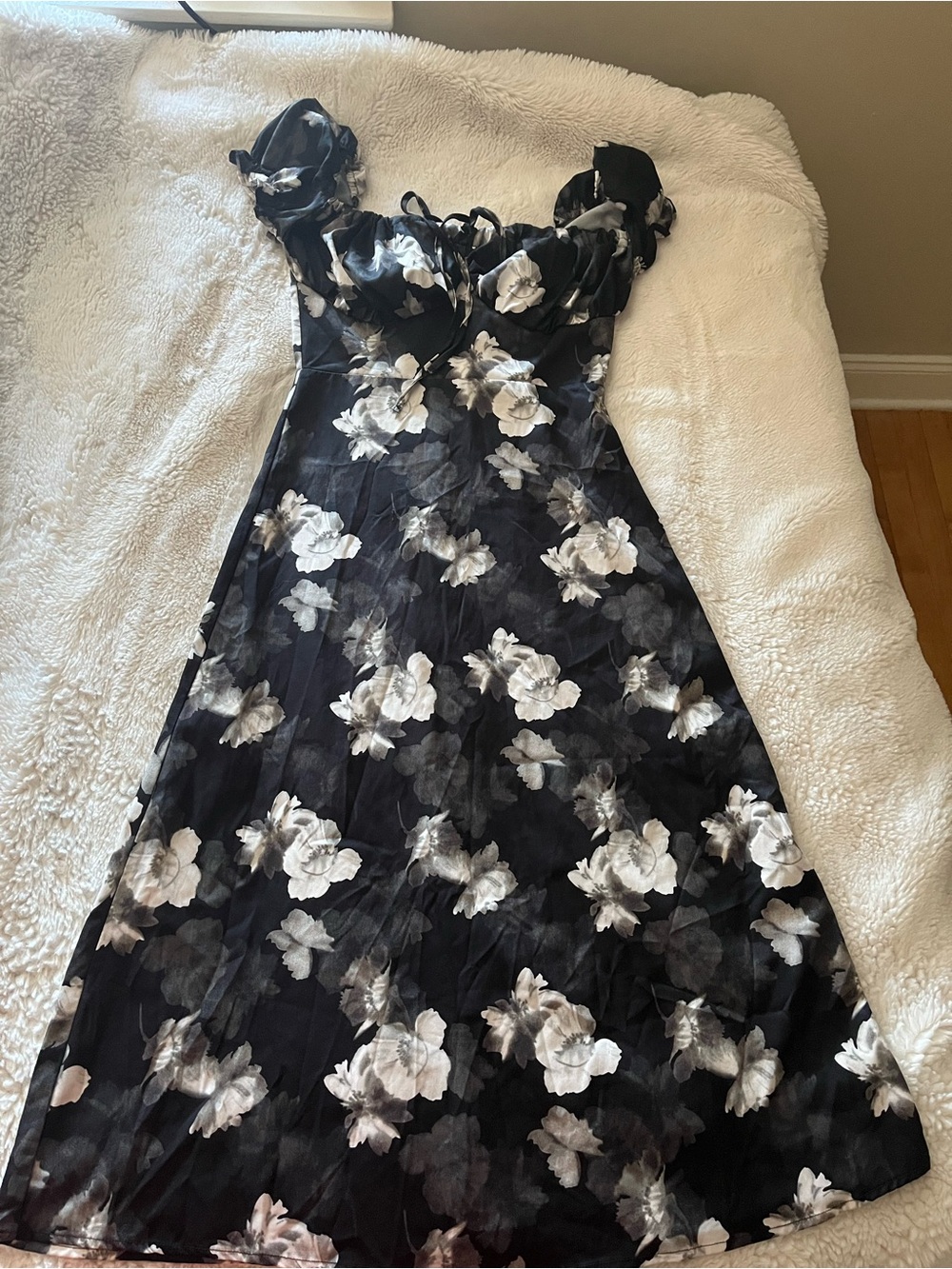 One-Shoulder Black Floral Midi Dress